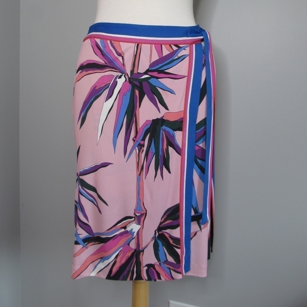 EMILIO PUCCI Pink Multicolor Palms Motif Silk Wrap